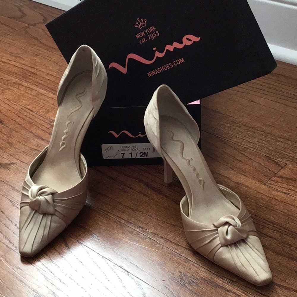 Nina gold satin pumps